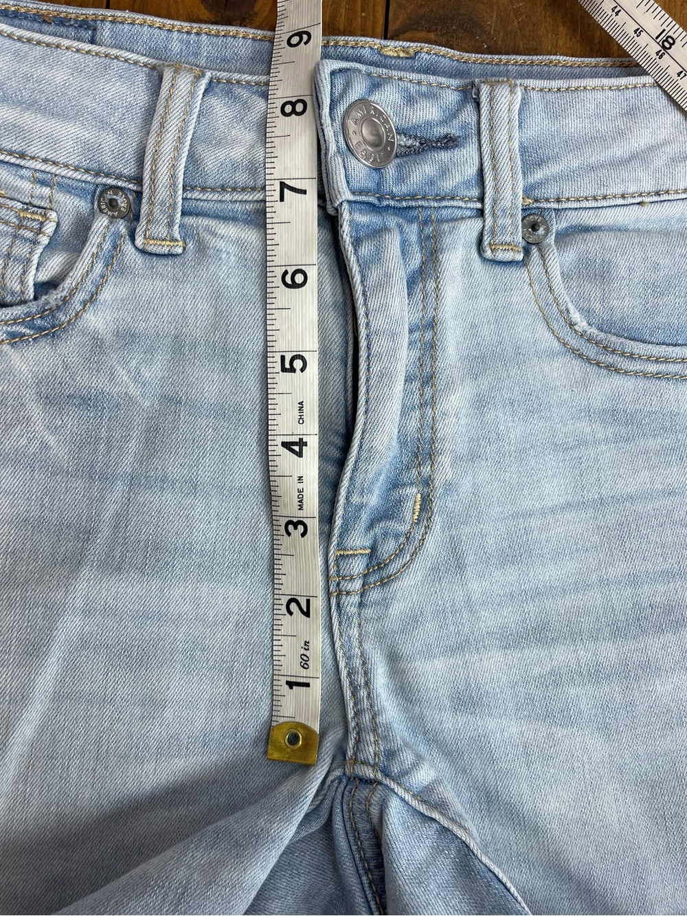 American Eagle Outfitters size 0 high rise shortie light wash jean shorts - Picture 7 of 8